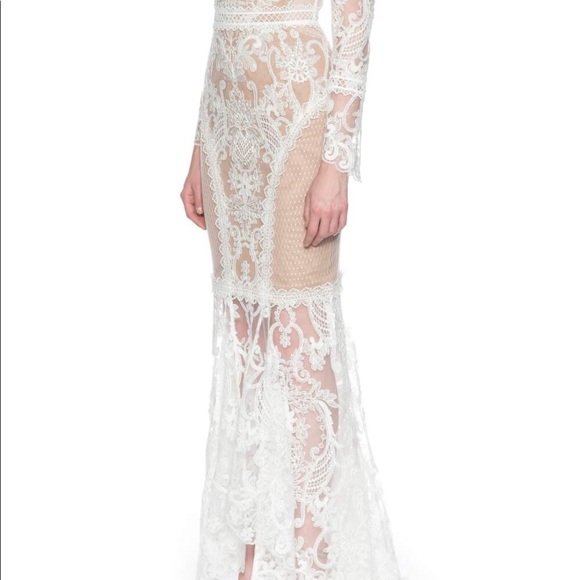 Bronx and Banco Barocco Gown in White - Picture 7 of 12